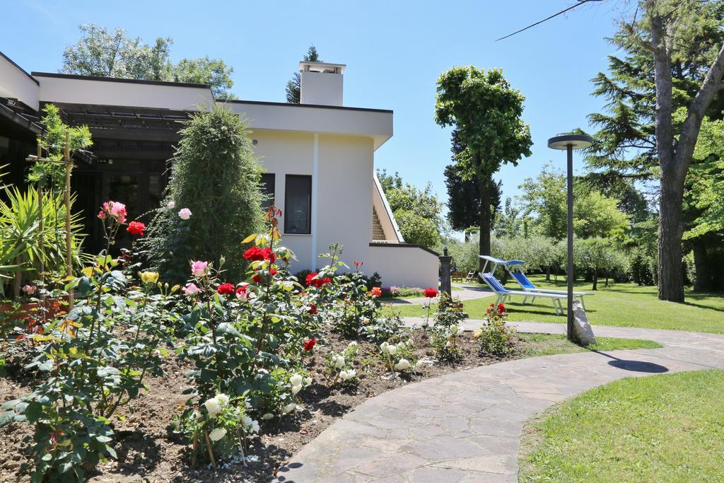 Al Villino del Sole Fano Exterior foto